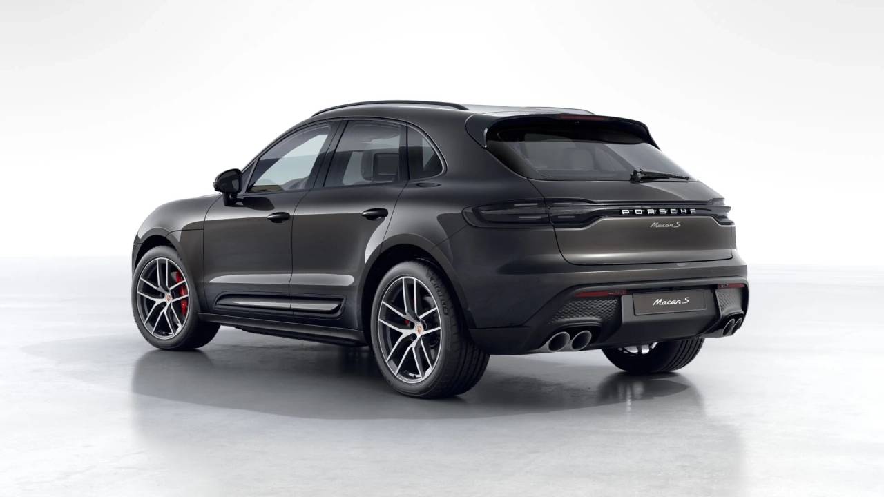 2026 Porsche Macan S photo 2