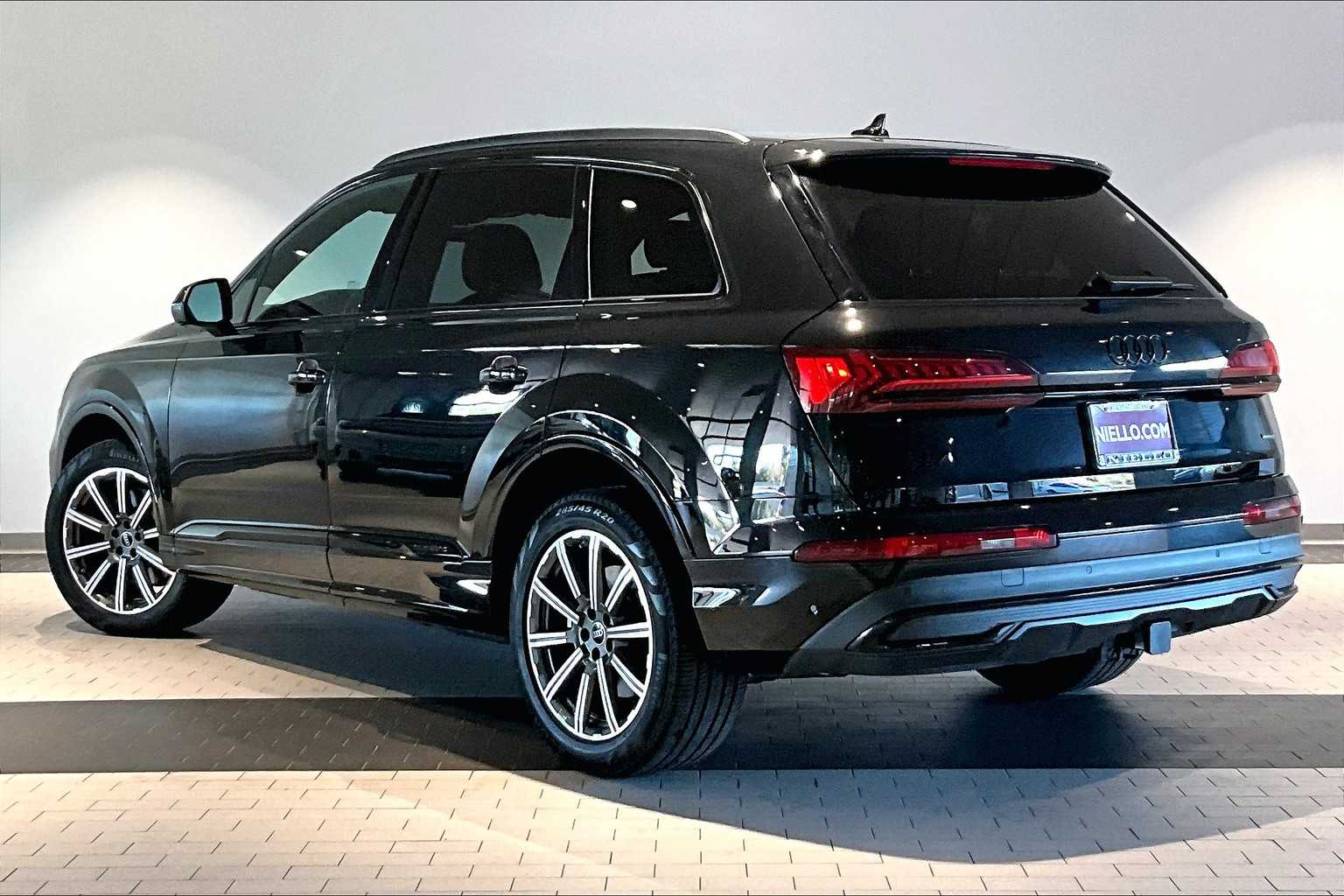 2023 Audi Q7 Premium Plus 45 photo 3