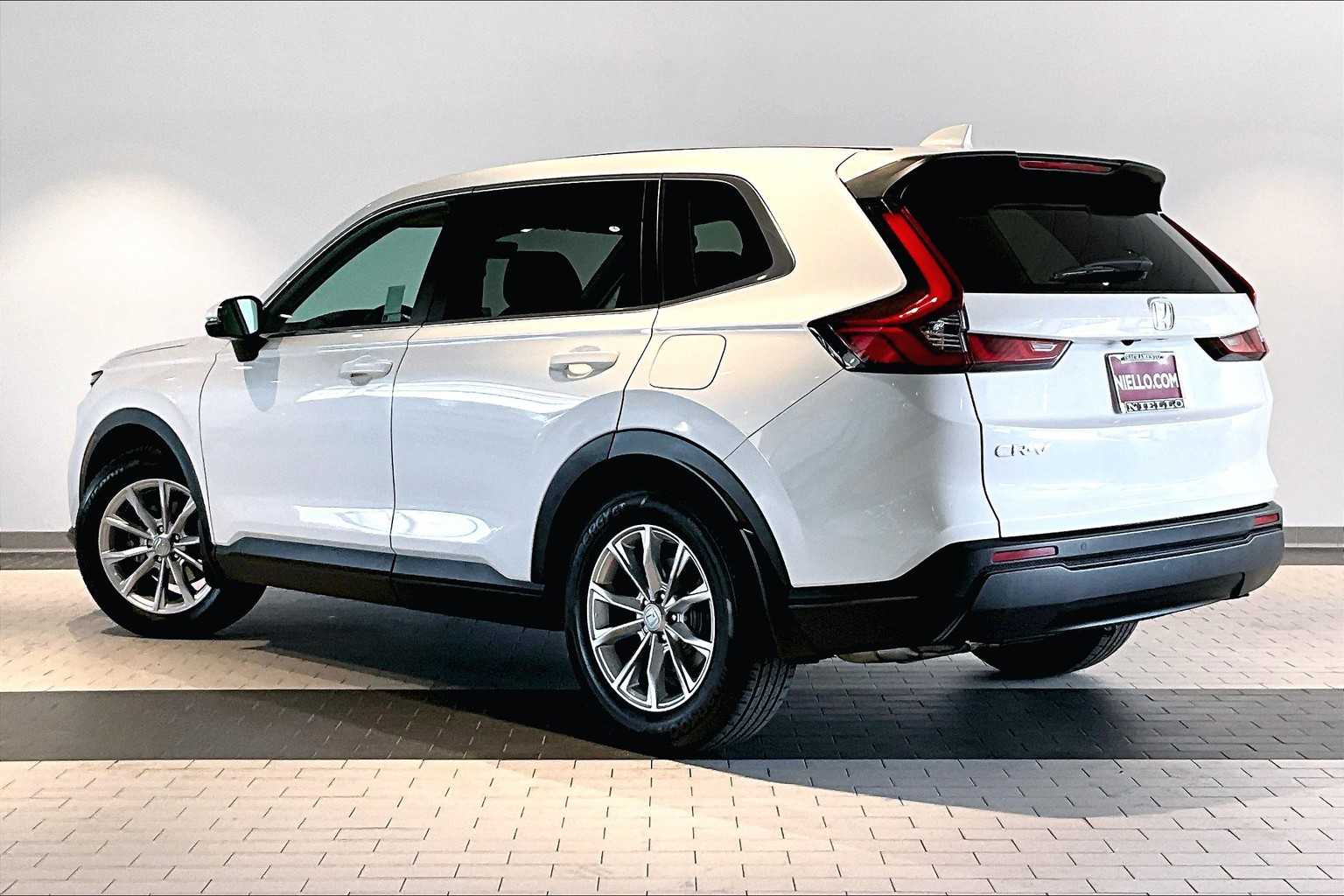 2024 Honda CR-V EX-L photo 3