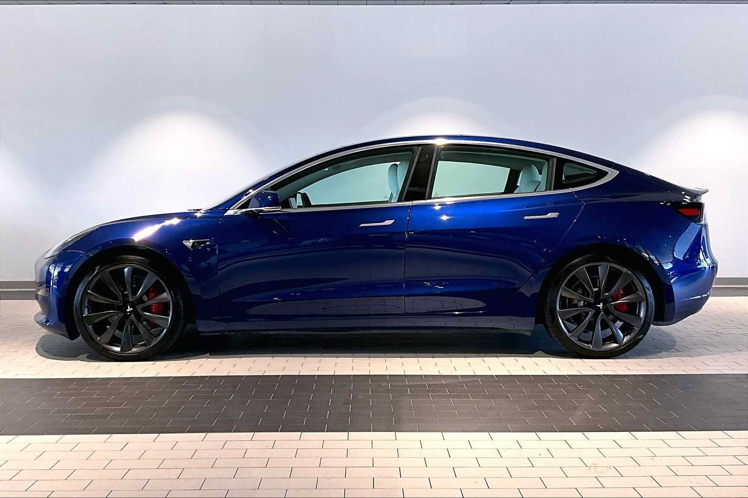 Used 2020 Tesla Model 3 Base with VIN 5YJ3E1EC5LF742861 for sale in Sacramento, CA