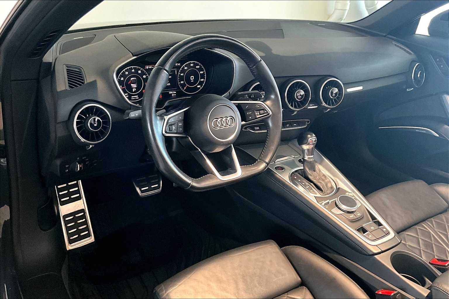 2018 Audi TT Roadster photo 4