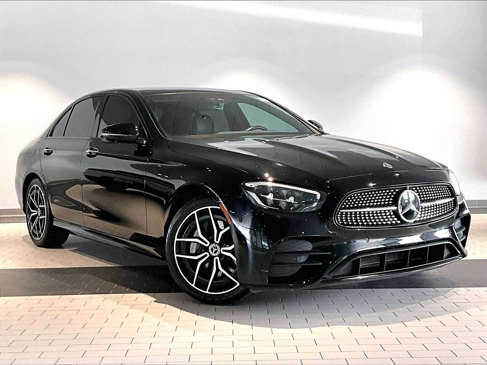2022 Mercedes-Benz E-Class E350 - Photo 9