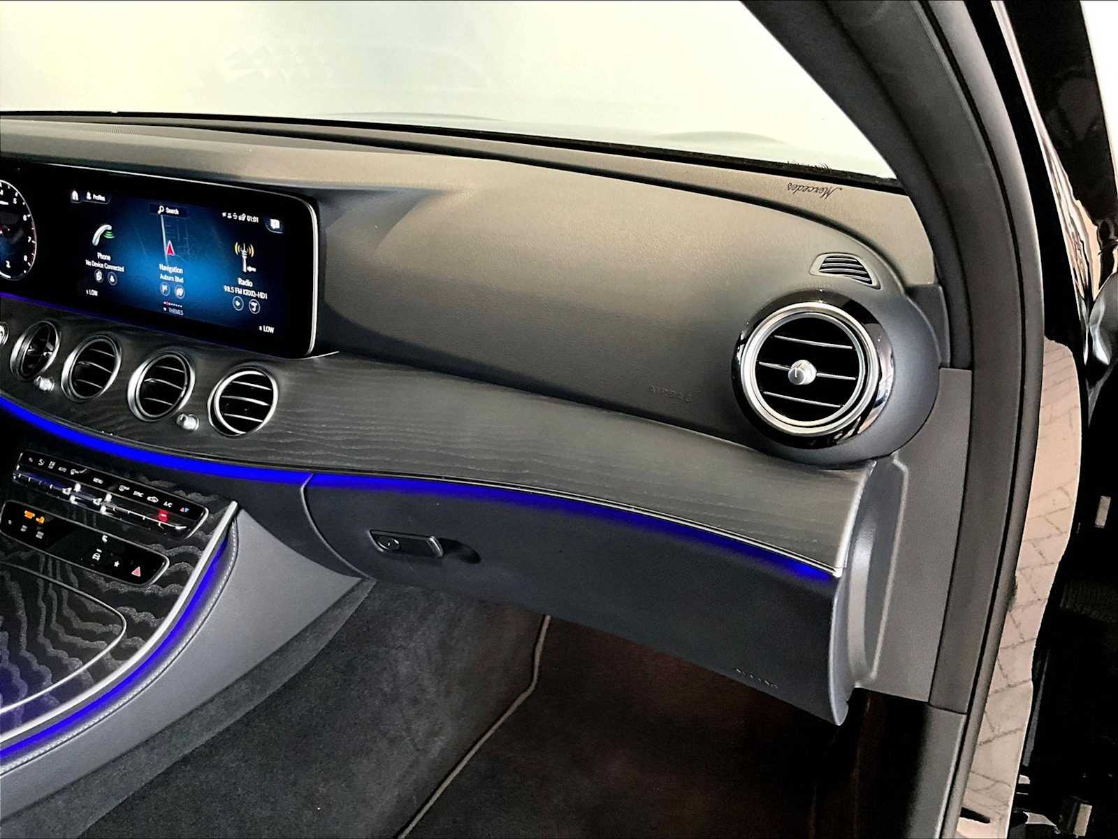 2022 Mercedes-Benz E-Class E350 - Photo 20