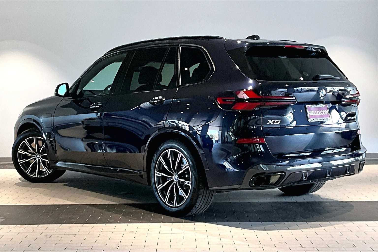 2024 Bmw X5 xDrive50e photo 3