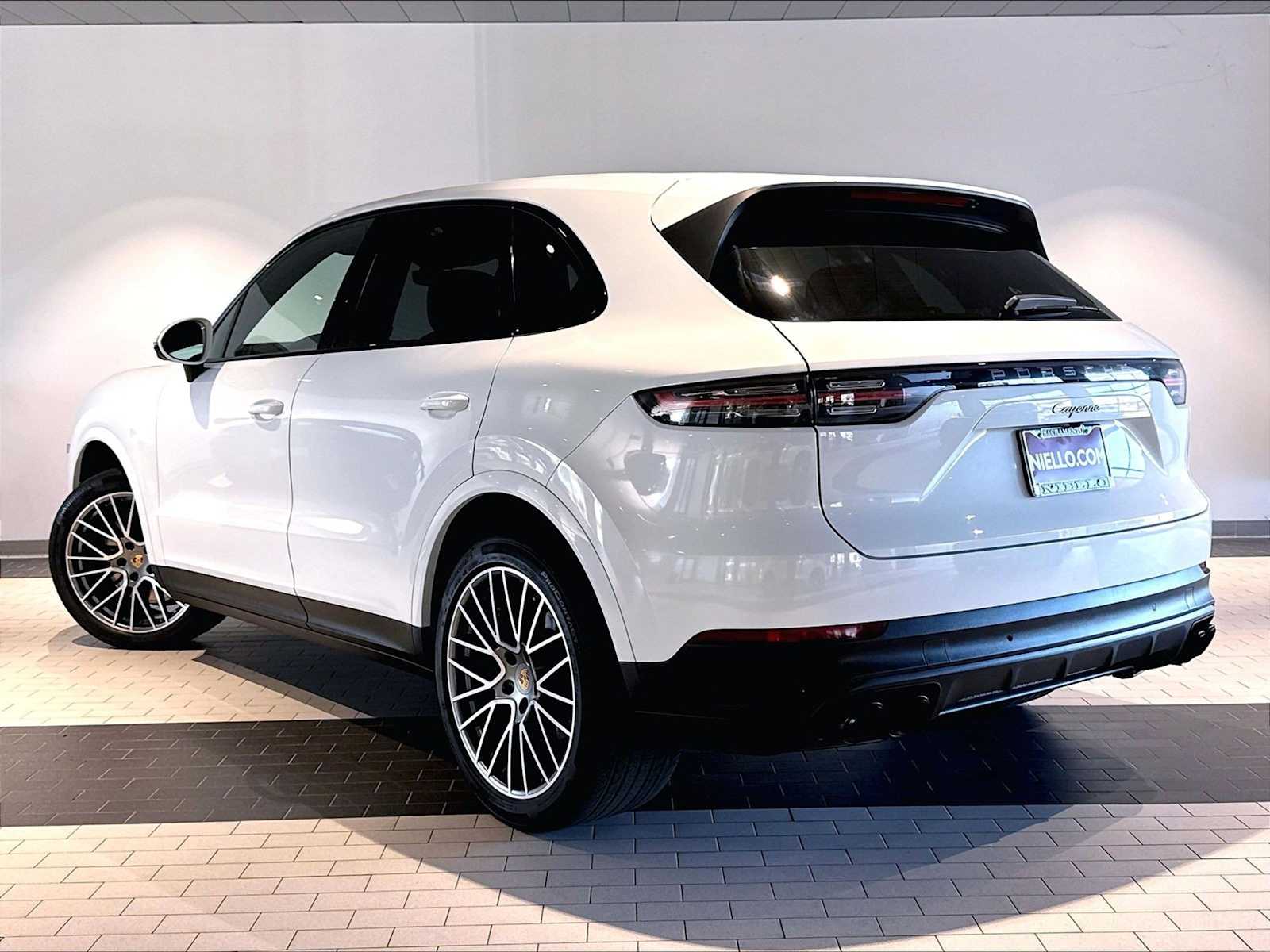 Certified 2023 Porsche Cayenne Platinum Edition AWD SUV