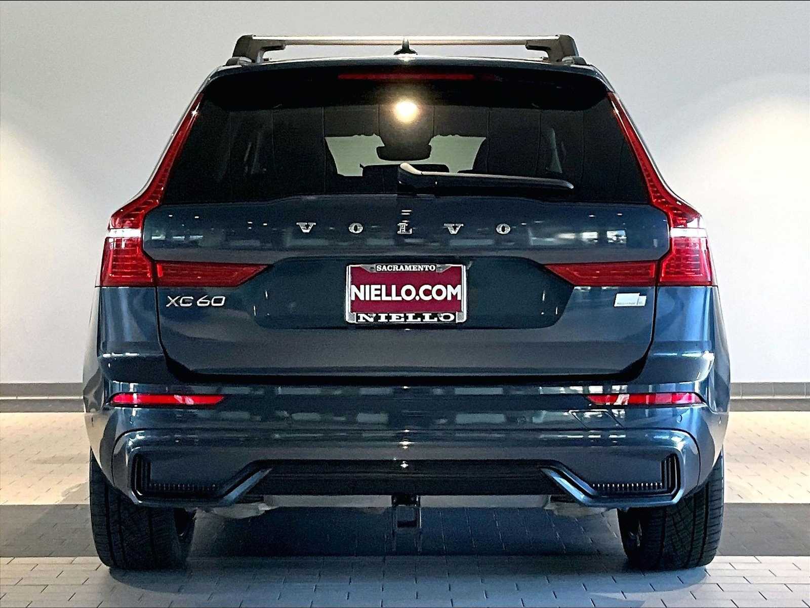 2024 Volvo XC60 Recharge Plug-In Hybrid Ultimate Dark Theme T8 Eawd Phev photo 5