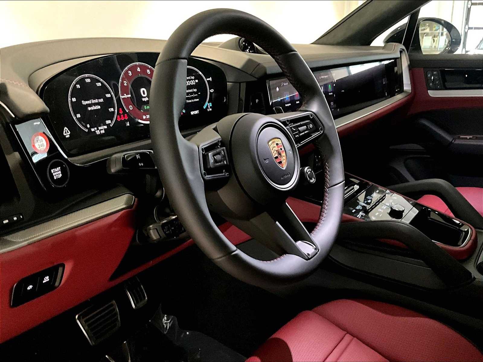 2026 Porsche Cayenne S E-Hybrid Coupe photo 3