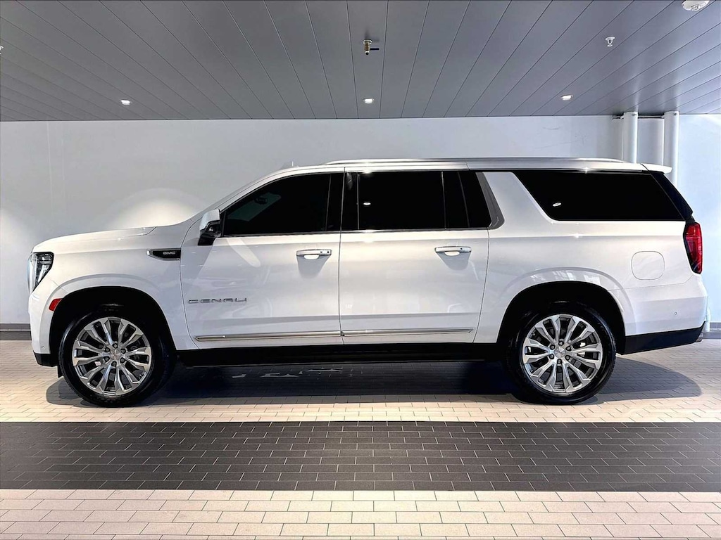 Used 2023 GMC Yukon Denali Denali 4WD 4dr SUV