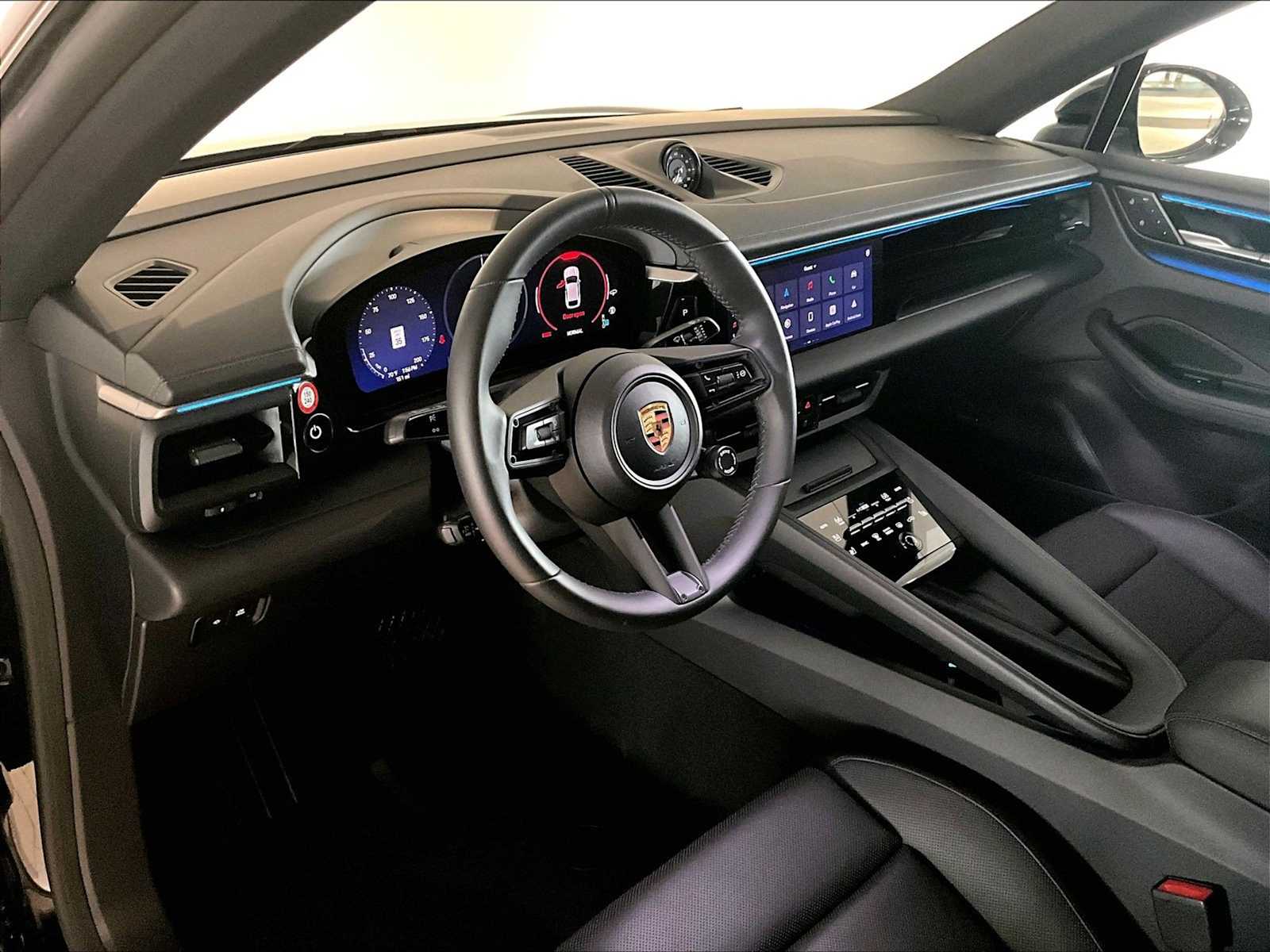 2024 Porsche Macan Electric 4 photo 4