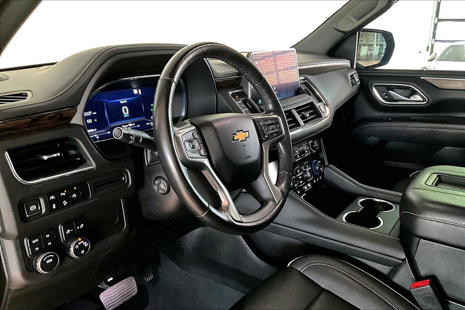 2023 Chevrolet Tahoe Premier photo 4