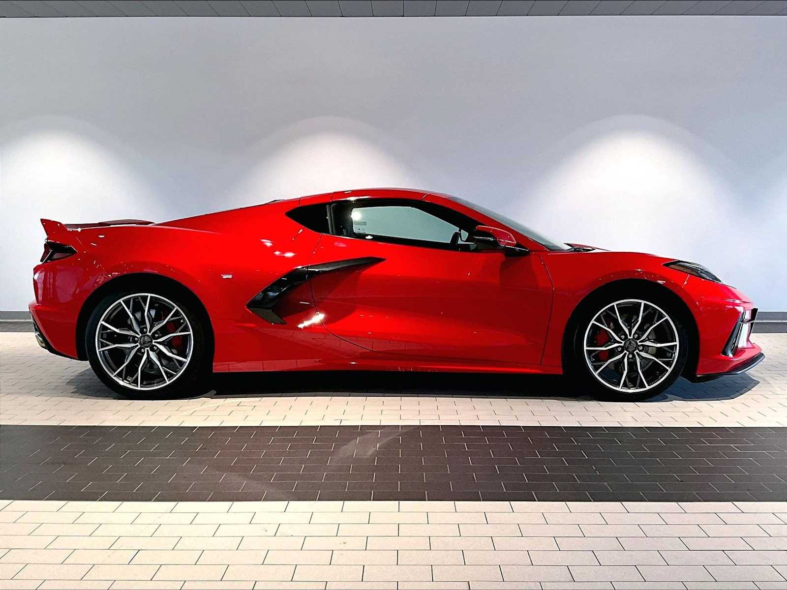 2023 Chevrolet Corvette 2LT 2dr Stingray Cpe photo 3