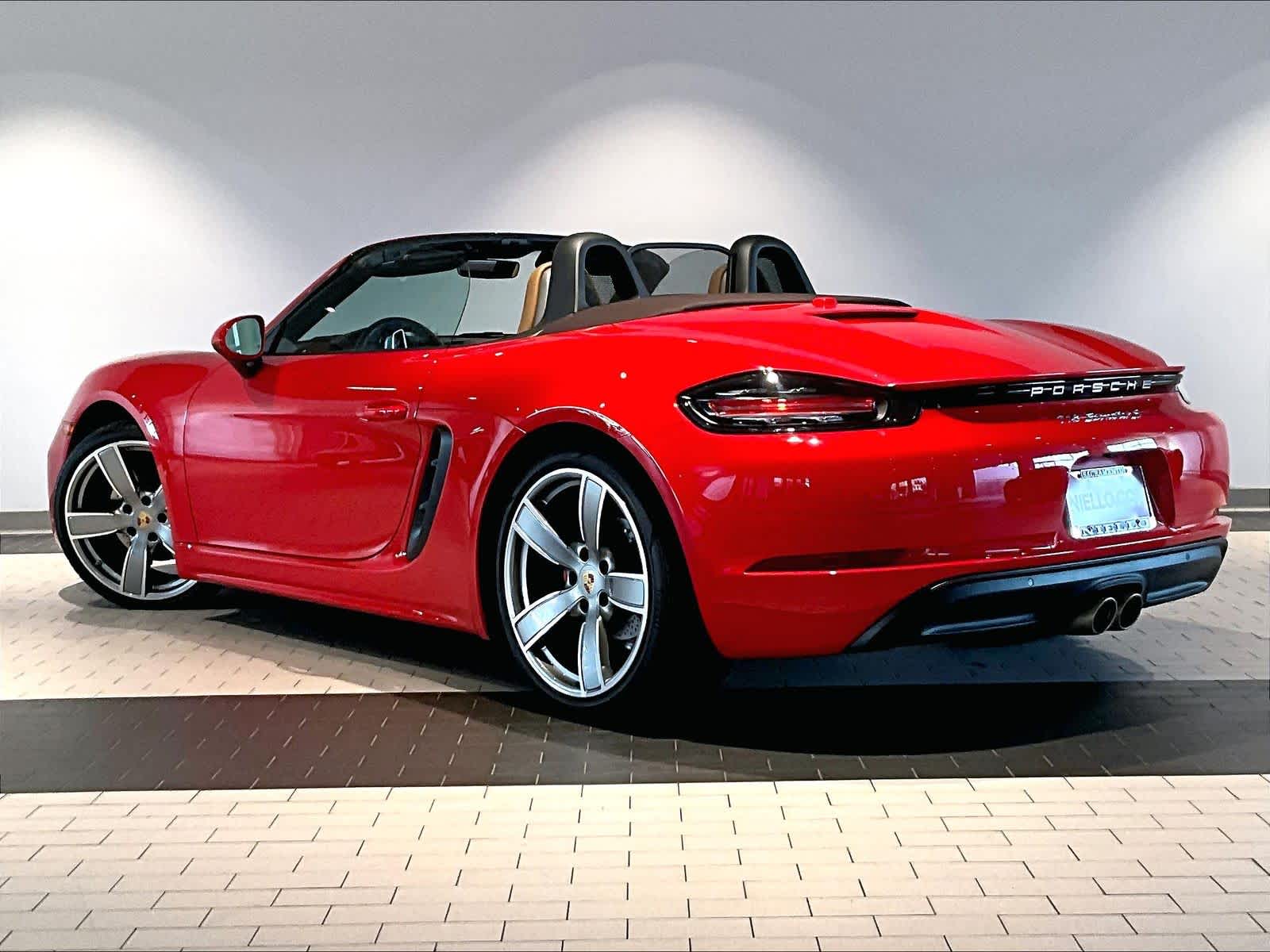 2024 Porsche Boxster S photo 3