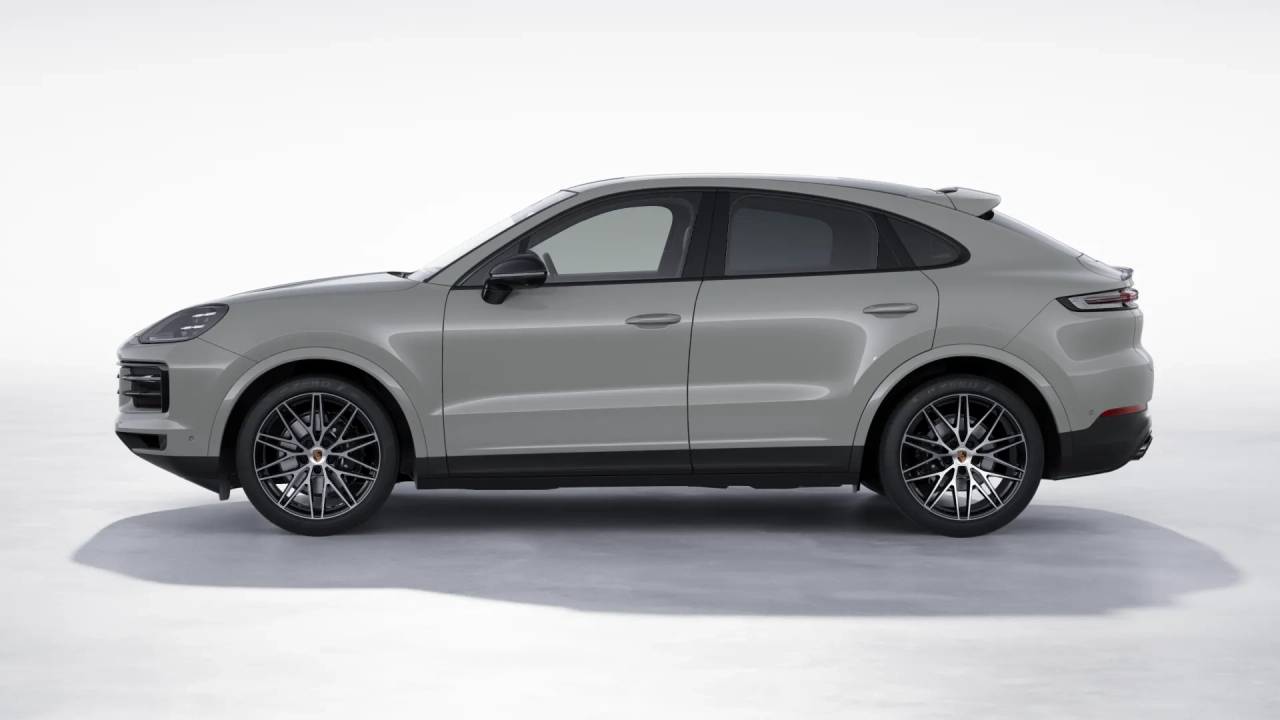 2026 Porsche Cayenne Coupe photo 2