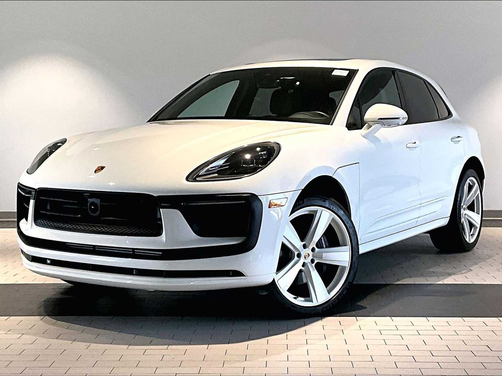 2025 Porsche Macan T