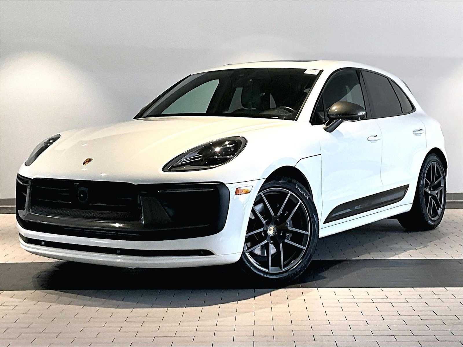 2023 Porsche Macan T