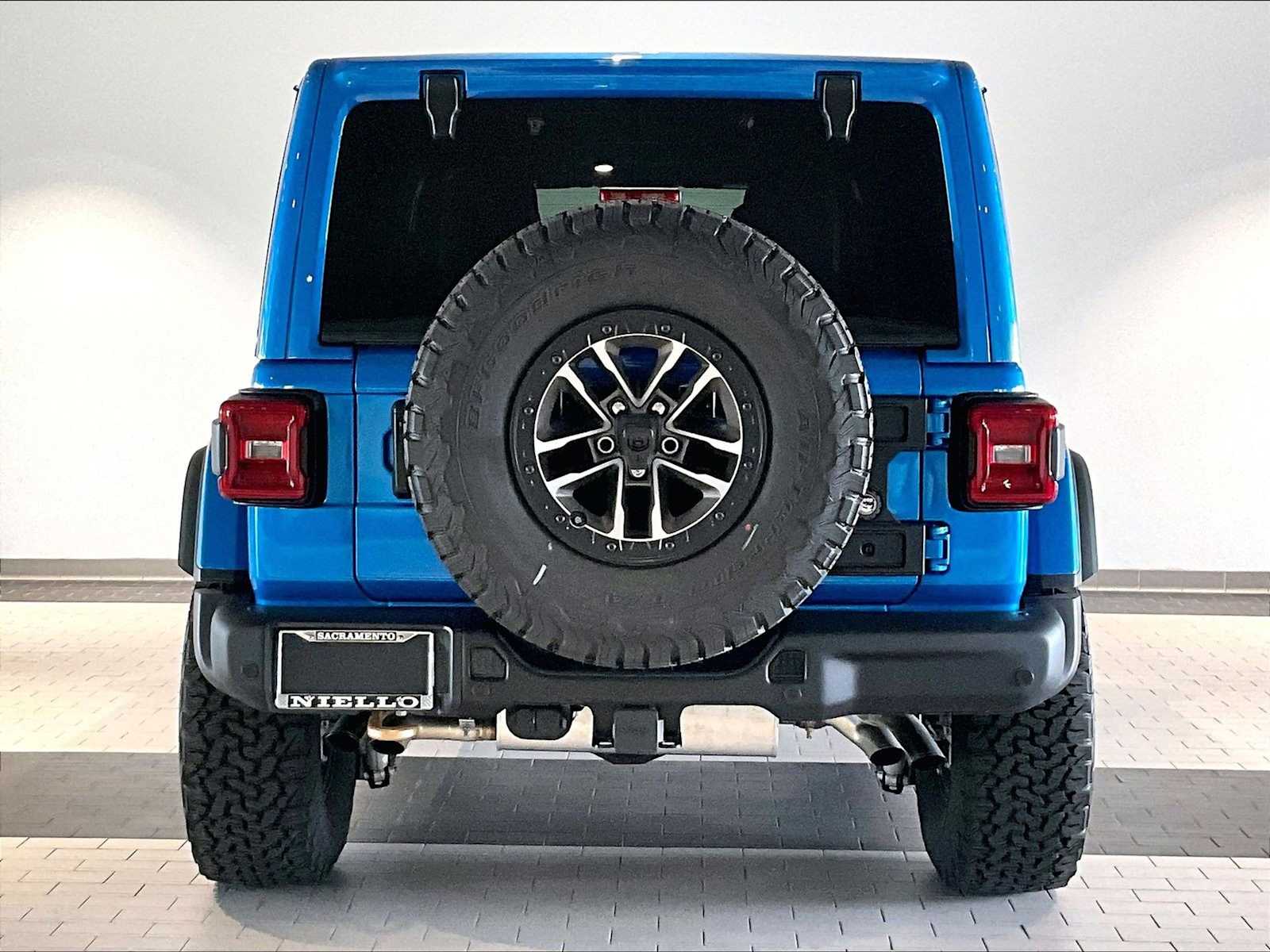 2024 Jeep Wrangler Rubicon 392 4 Door 4x4 photo 5