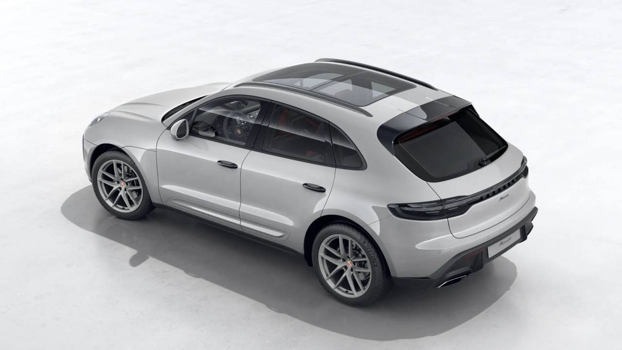 2026 Porsche Macan T photo 4
