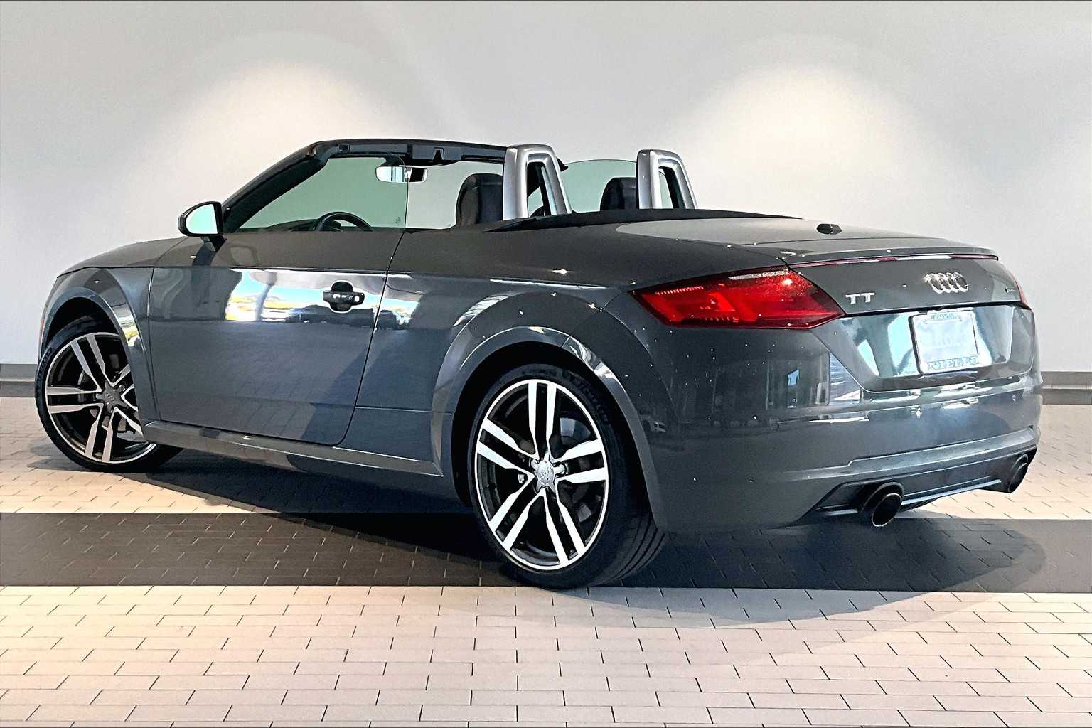 2018 Audi TT Roadster photo 3