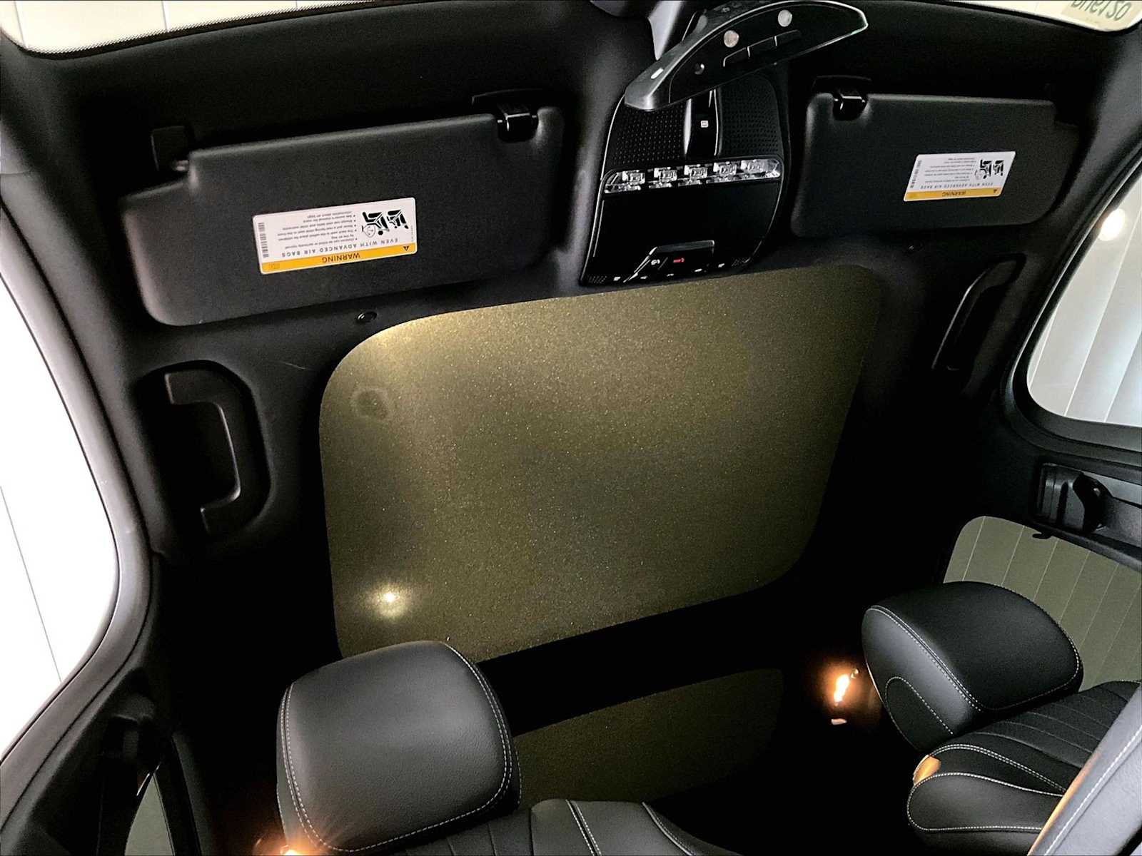 2022 Mercedes-Benz E-Class E350 - Photo 22