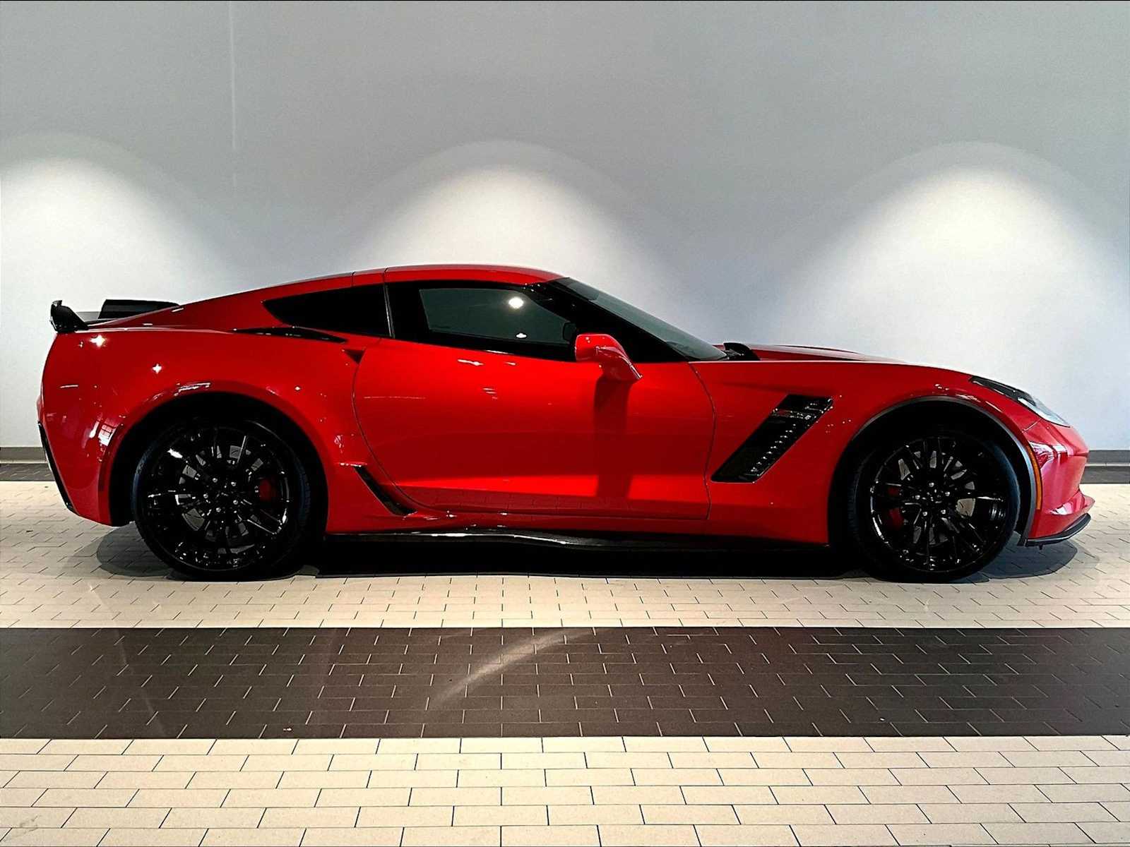 2016 Chevrolet Corvette Z06 3LZ 2dr Cpe photo 3