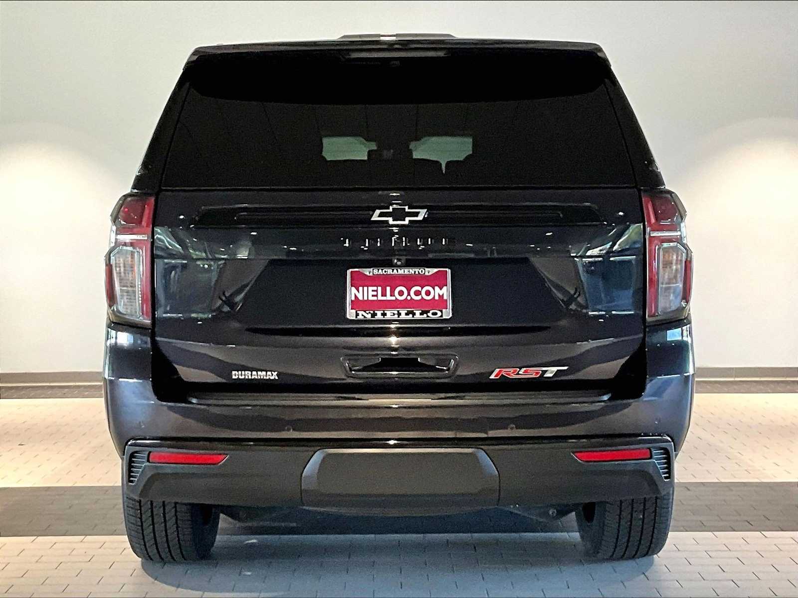 2024 Chevrolet Tahoe RST 4WD 4dr photo 5