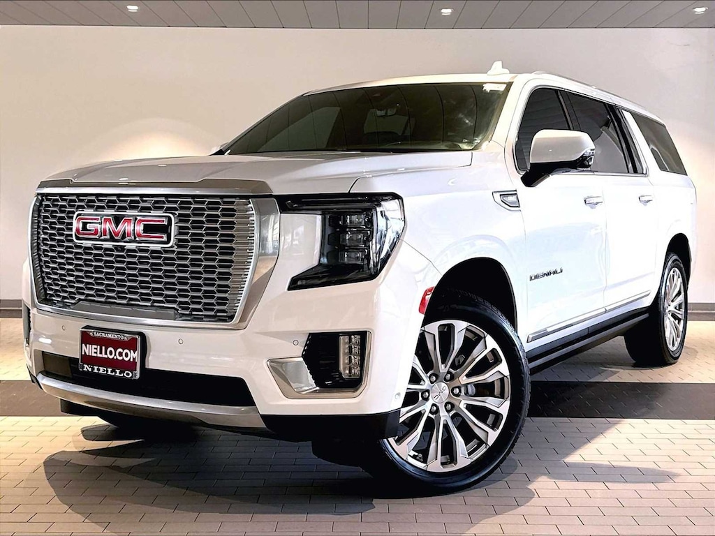 Used 2023 GMC Yukon Denali Denali 4WD 4dr SUV