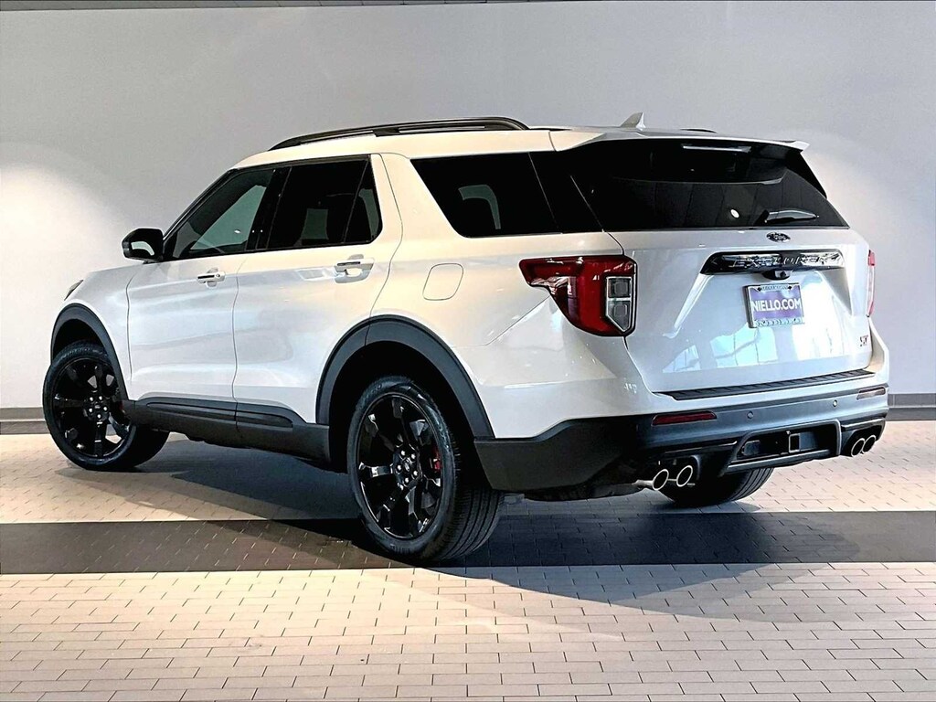 Used 2024 Ford Explorer ST 4WD SUV
