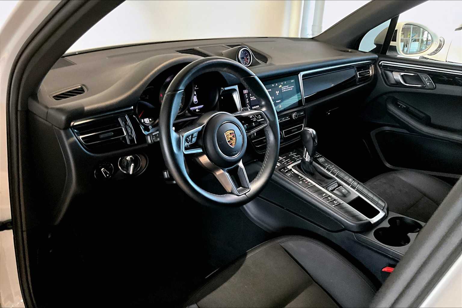 2021 Porsche Macan S photo 4