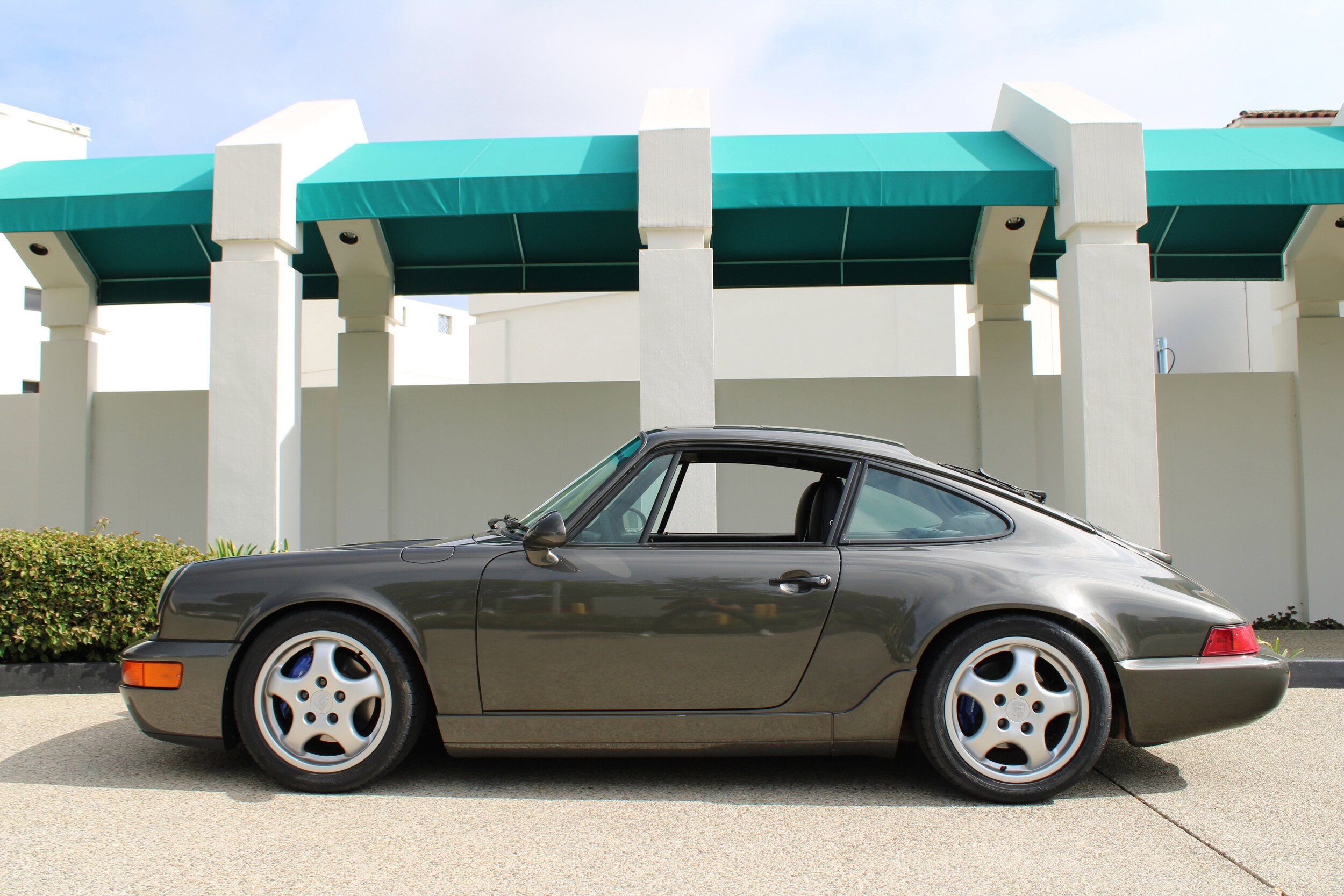 1990 Porsche 911 4 photo 2