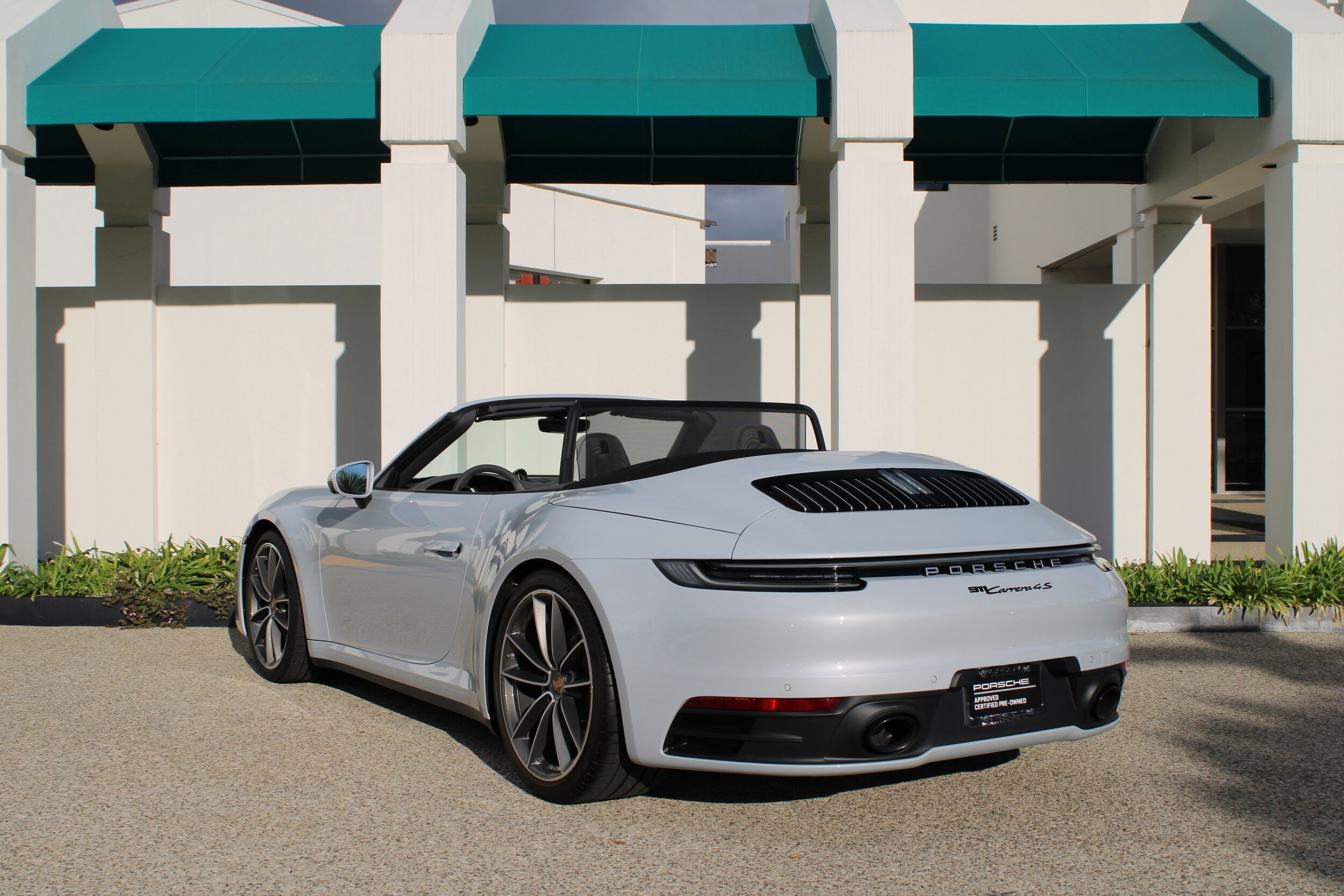 2024 Porsche 911 4S photo 3