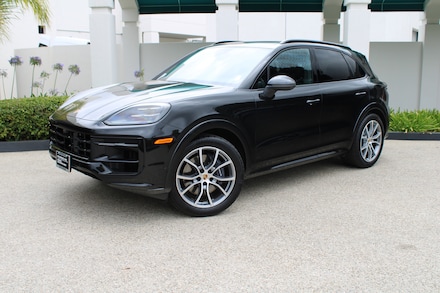 2025 Porsche Cayenne SUV