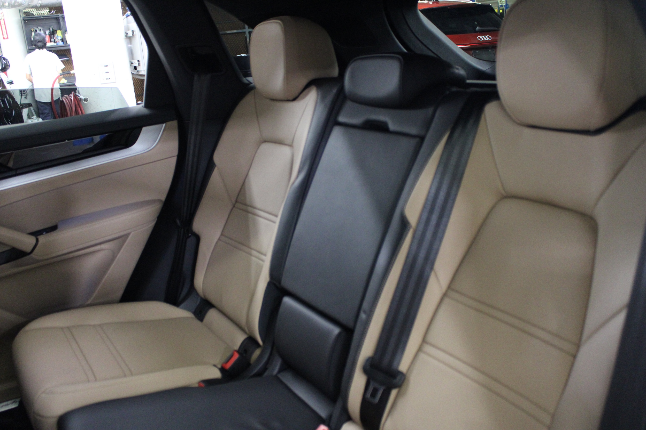 2026 Porsche Cayenne Base - Photo 23