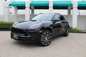 2026 Porsche Macan SUV