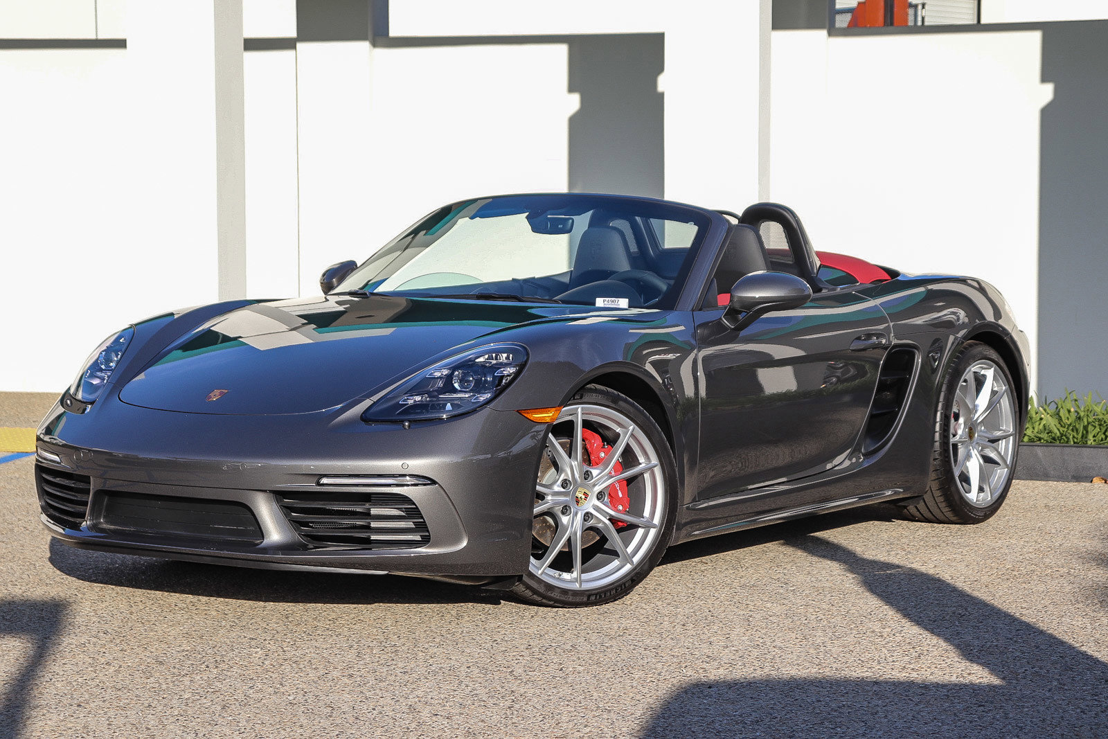 2025 Porsche 718 Boxster S