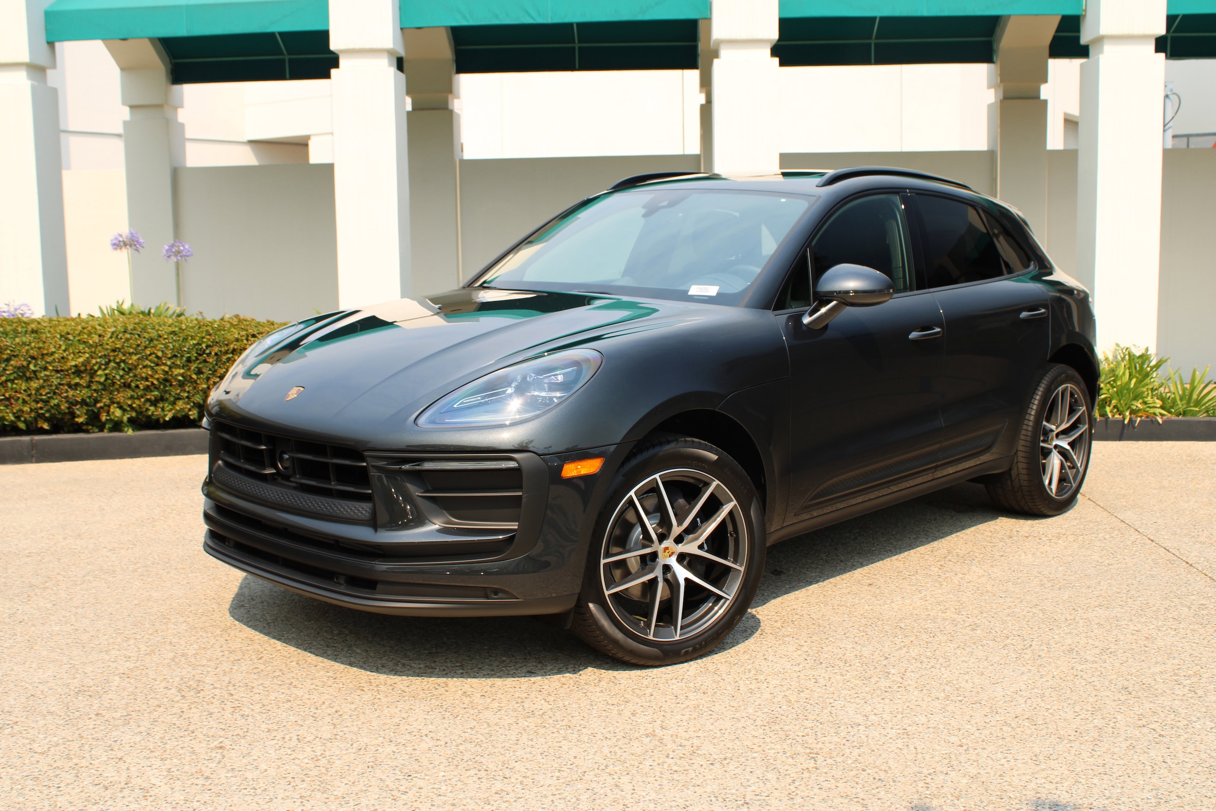 2025 Porsche Macan