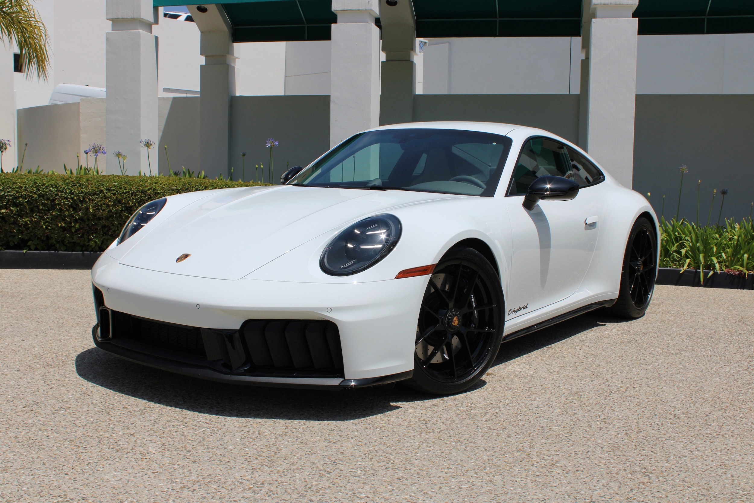 2025 Porsche 911 GTS