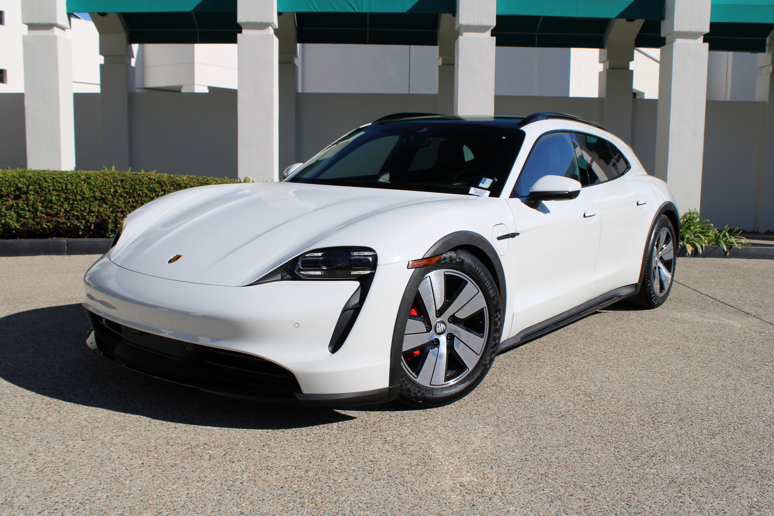 2023 Porsche Taycan S's photo