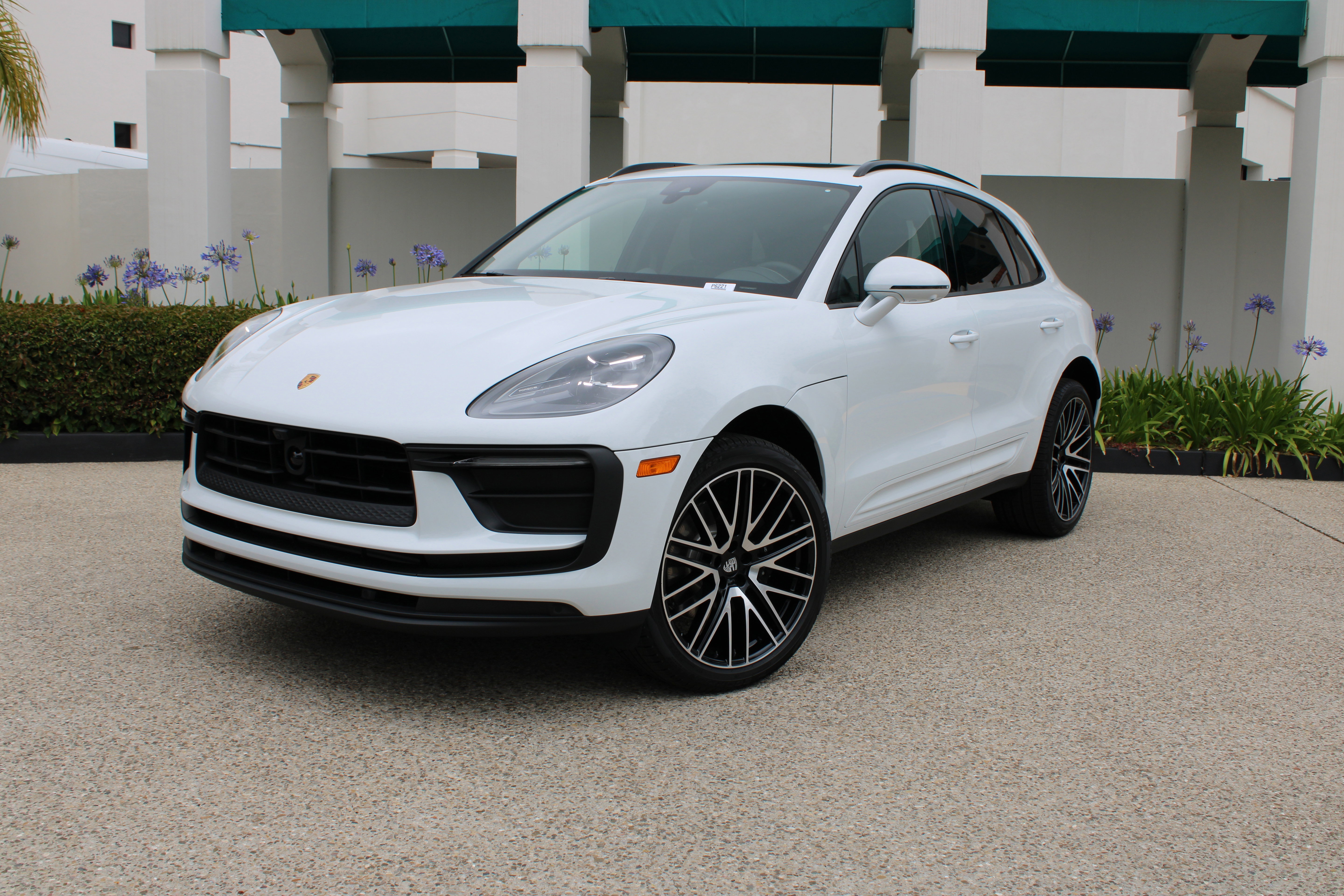 2026 Porsche Macan SUV