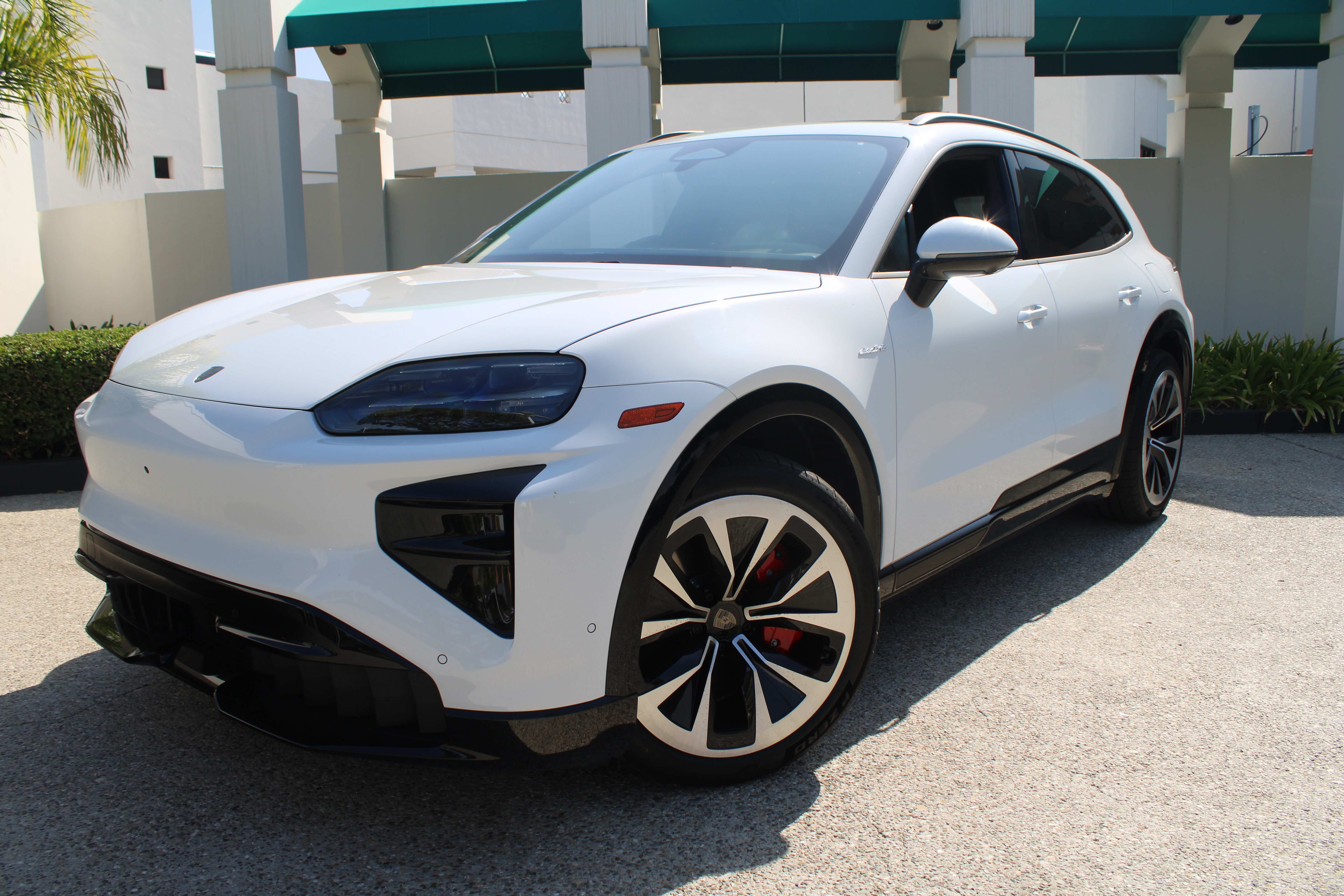  Porsche Cayenne Electric