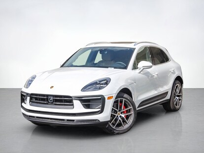 2024 Porsche Macan SUV Digital Showroom