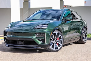 2024 Porsche Macan Electric Turbo SUV