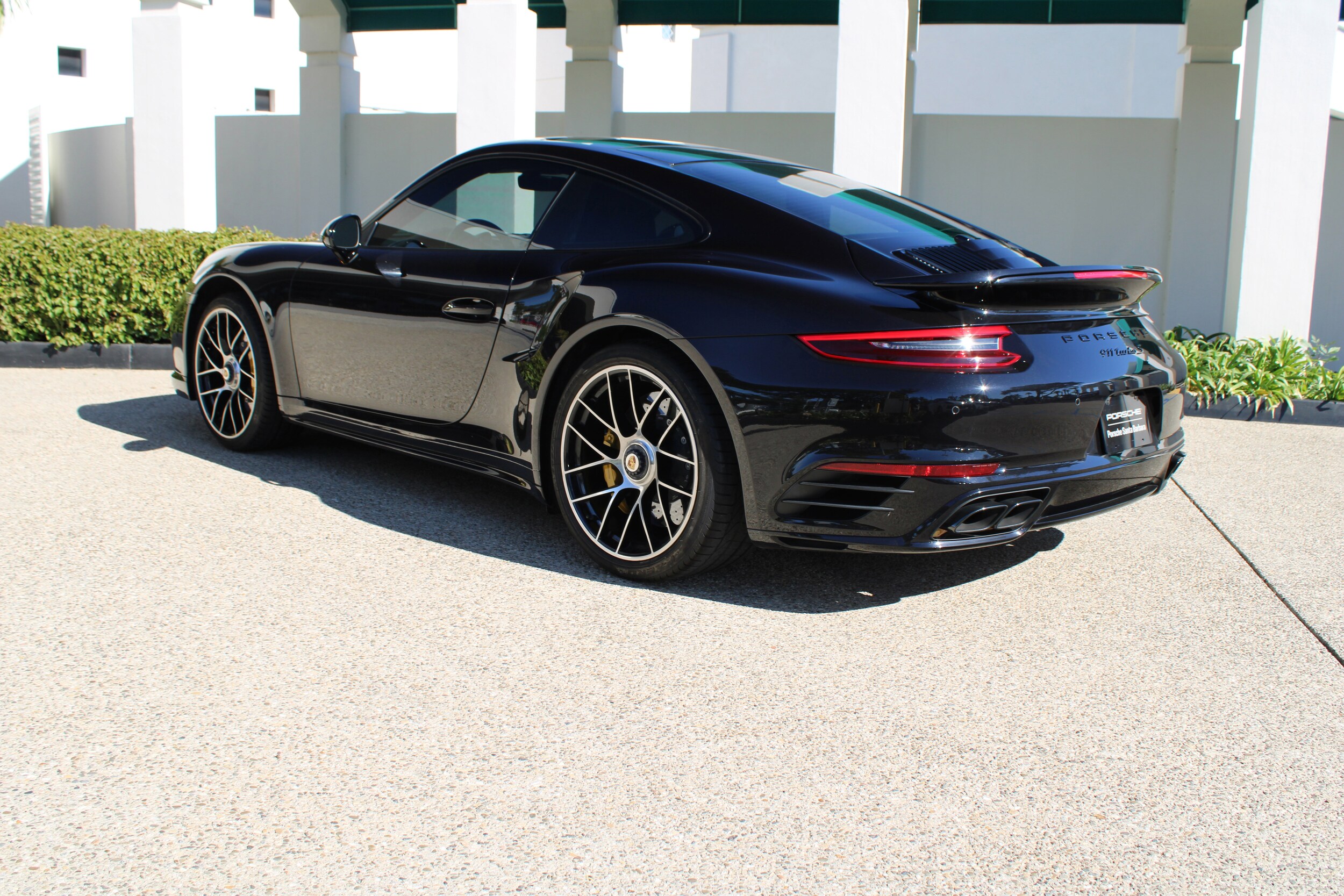2019 Porsche 911 Turbo S photo 3