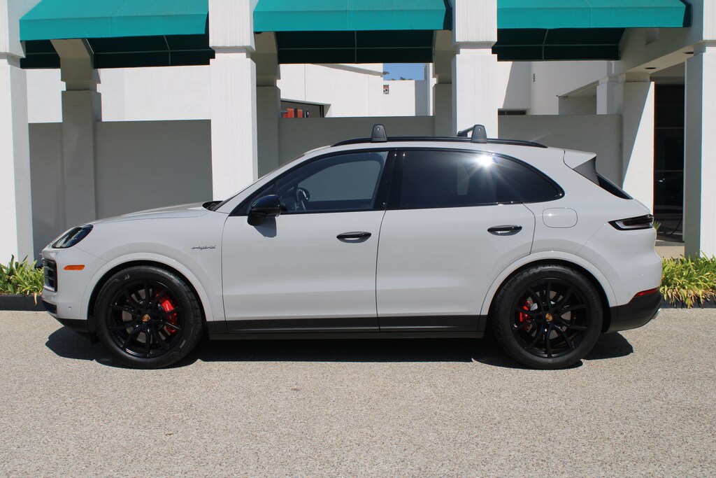 Certified 2025 Porsche Cayenne E-Hybrid S SUV