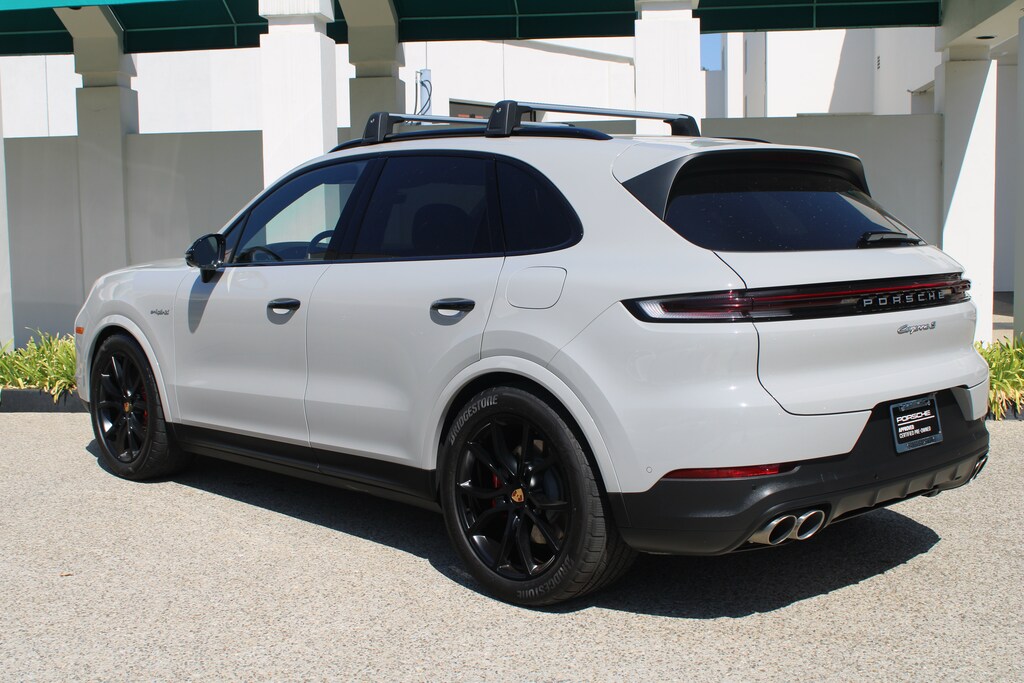 Certified 2025 Porsche Cayenne E-Hybrid S SUV