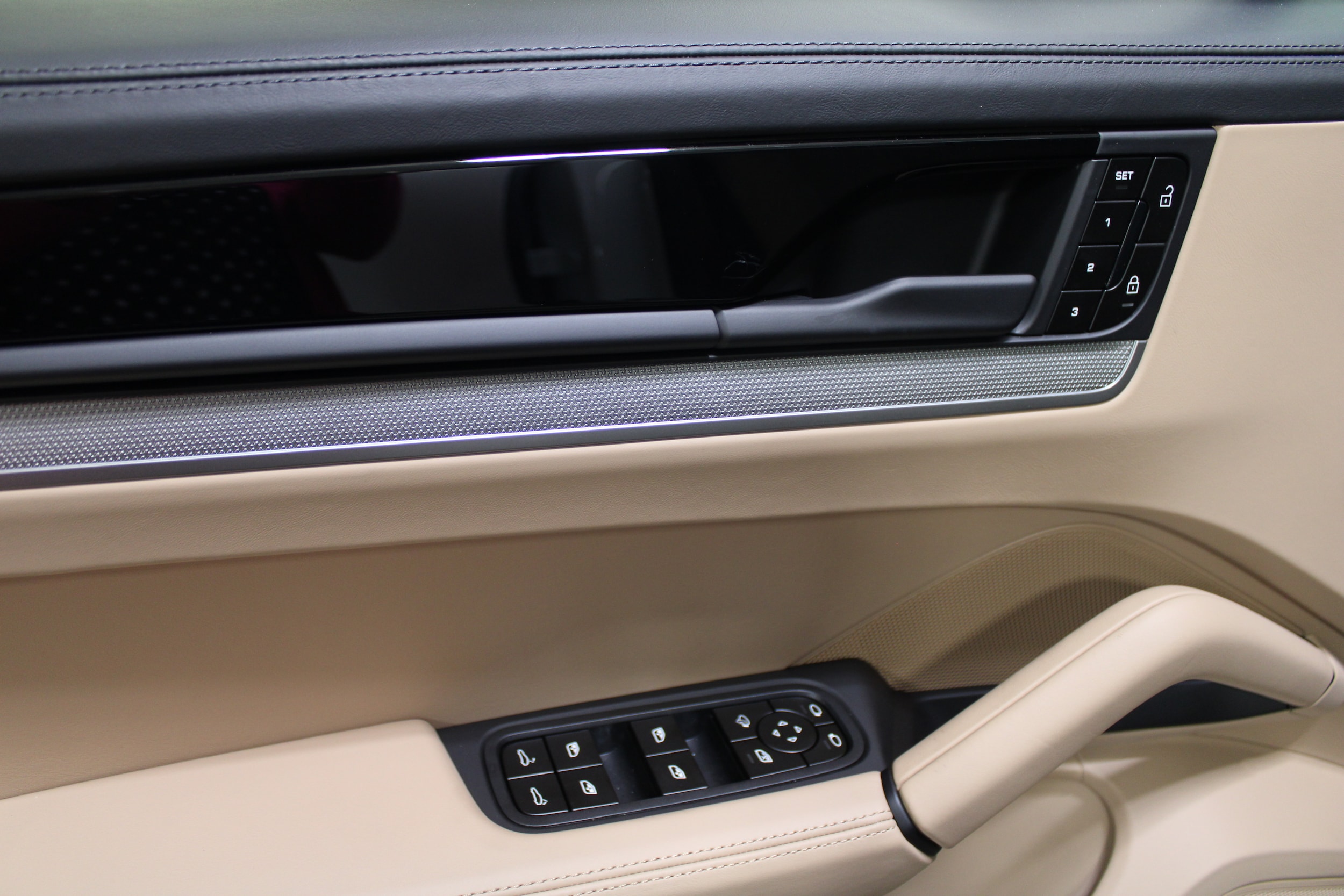 2026 Porsche Cayenne Base - Photo 19