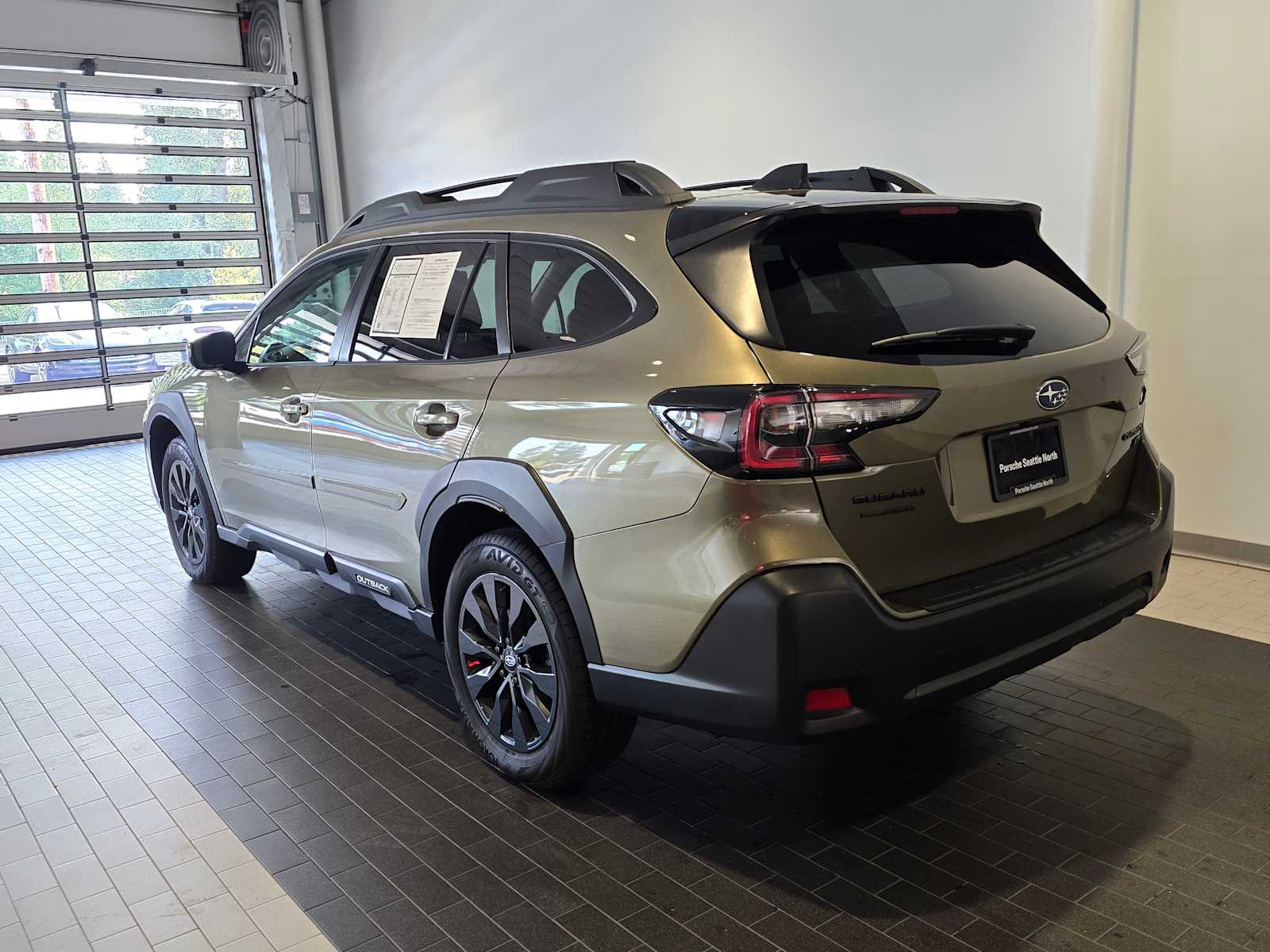 2023 Subaru Outback Onyx Edition XT photo 2
