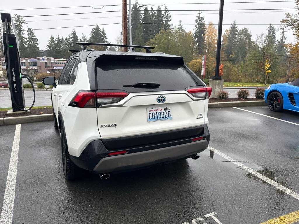 Used 2019 Toyota RAV4 Hybrid XSE SUV