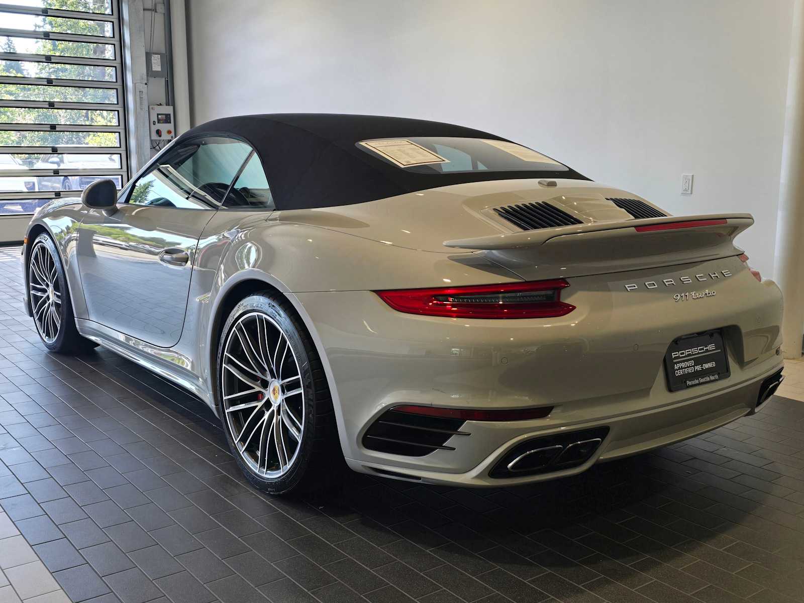 2019 Porsche 911 Turbo Cabriolet photo 3