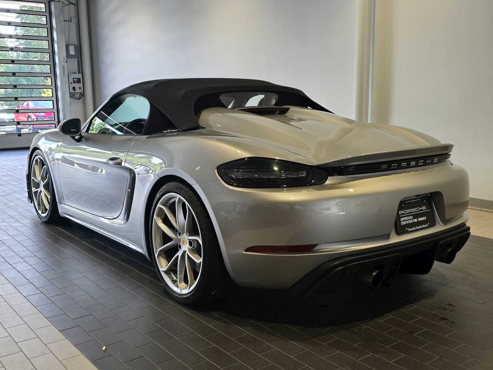 2021 Porsche Boxster Spyder Base photo 3