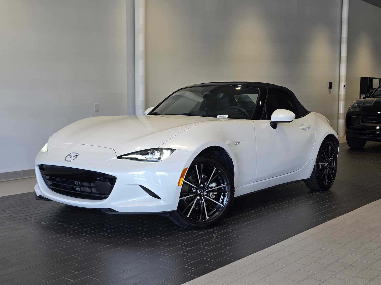 2024 Mazda MX-5 Miata Grand Touring